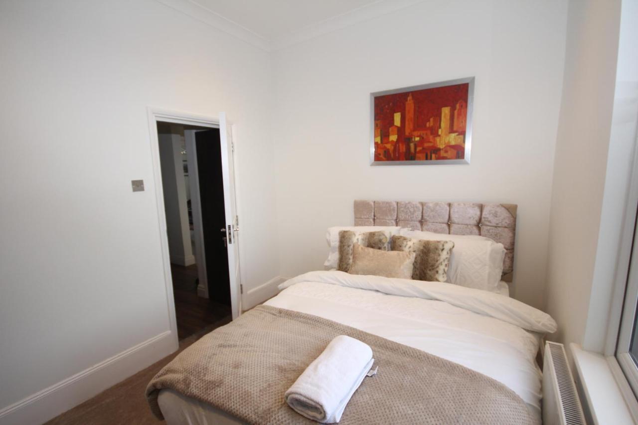 Great West Road Apartments Flat C Londres Exterior foto