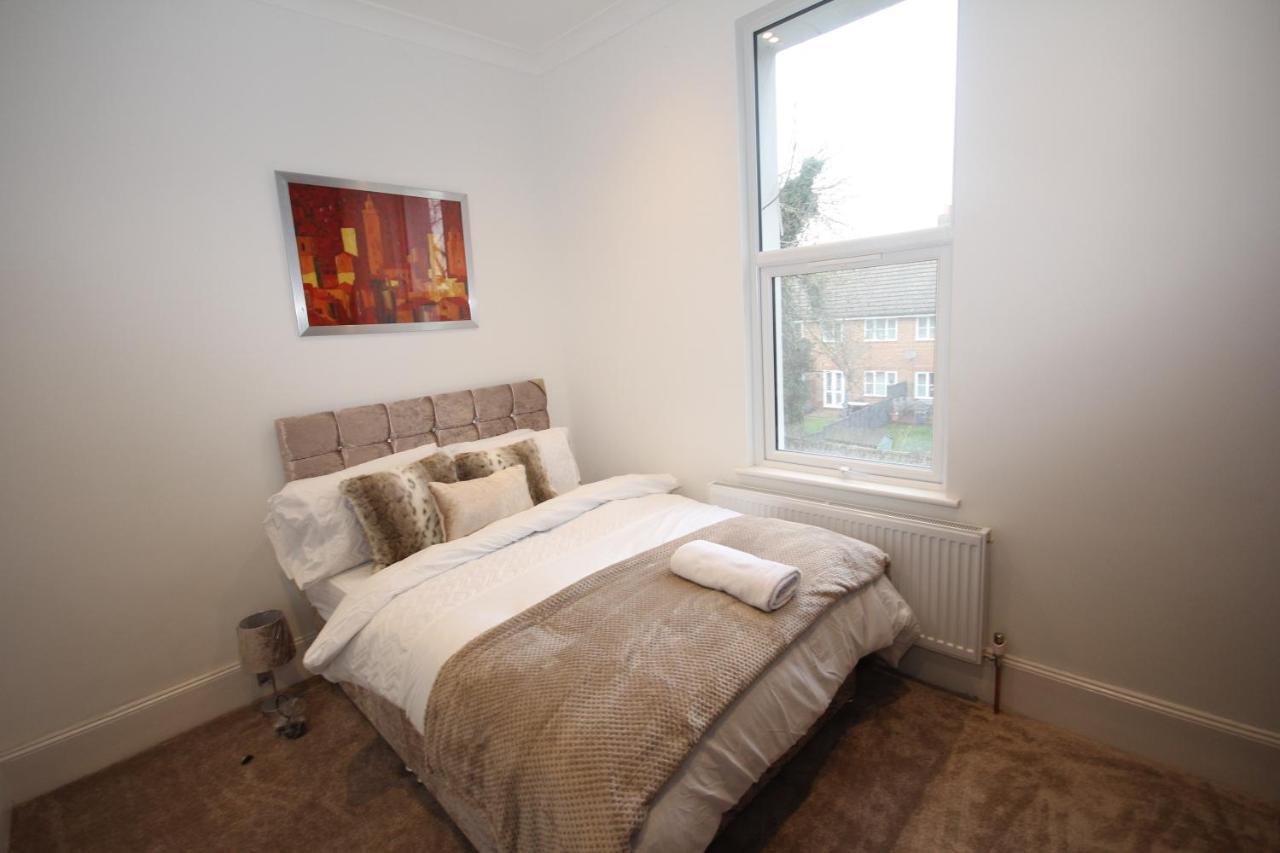 Great West Road Apartments Flat C Londres Exterior foto